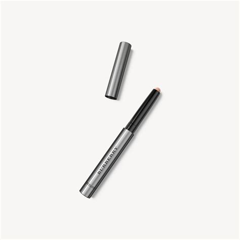 burberry fresh glow highlighting luminous pen
